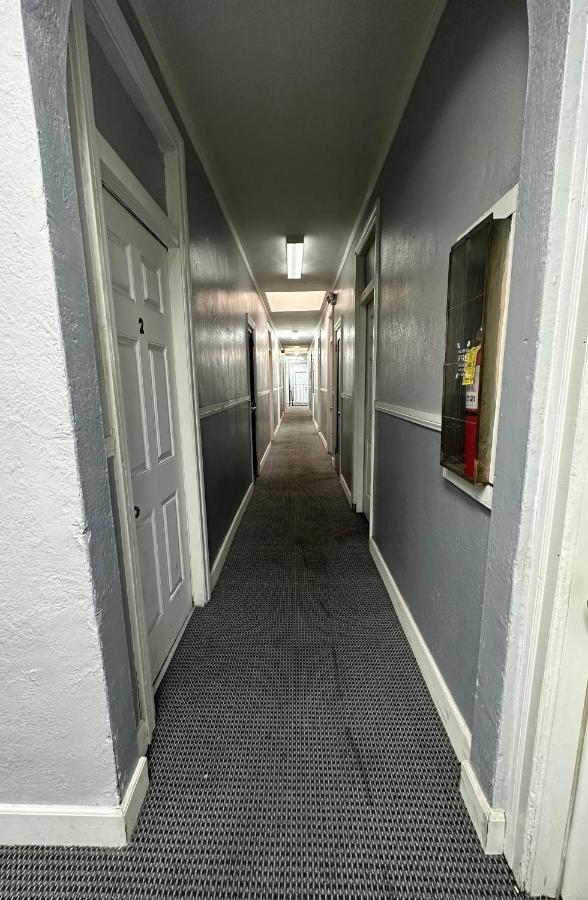 Unity Hotel - No Parking & Rooms Are Upstairs Long Beach Exterior photo